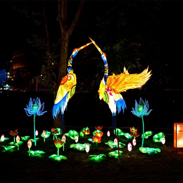 Spring Festival Traditional Electric Chinese Red Silk Lanterns
